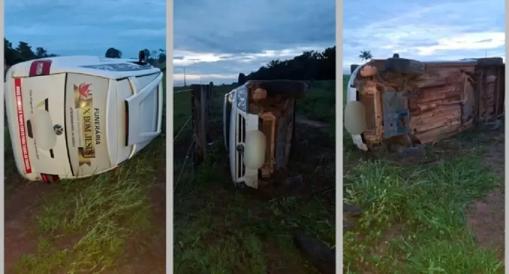 Veículo de funerária tomba na BR-364 em Rondônia