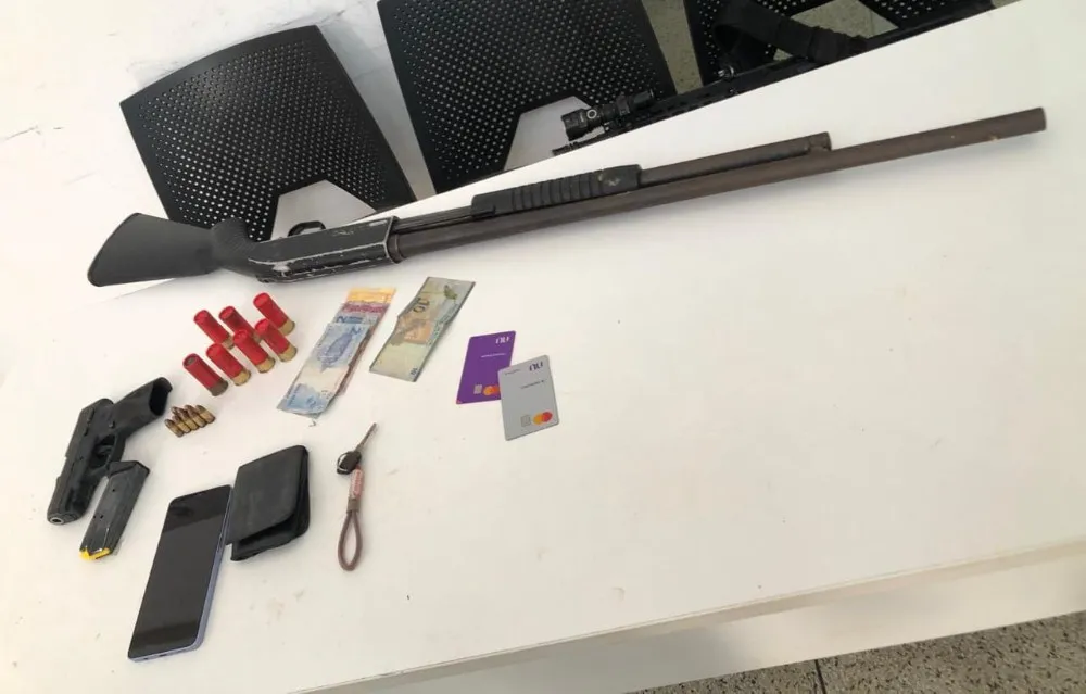 Ação da PM termina com dois detidos e recuperação de moto na região da BR-421