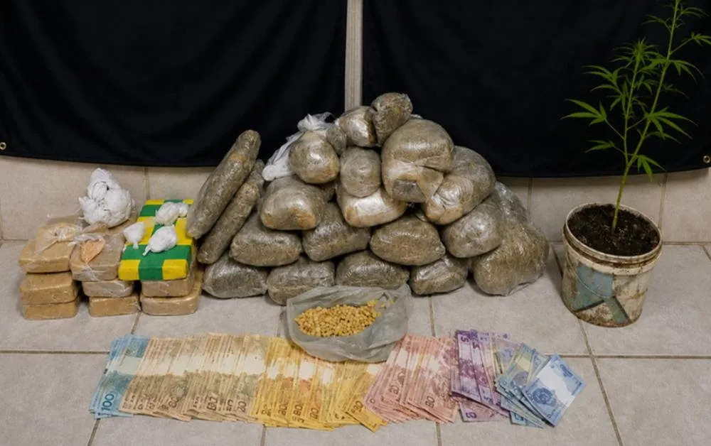 FICCO/RO prende suspeito e apreende 27 kg de drogas em Porto Velho