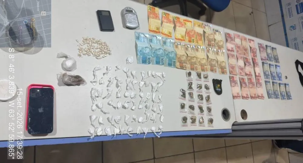 Bar é alvo de ação da PM e polícia encontra crack, cocaína e maconha