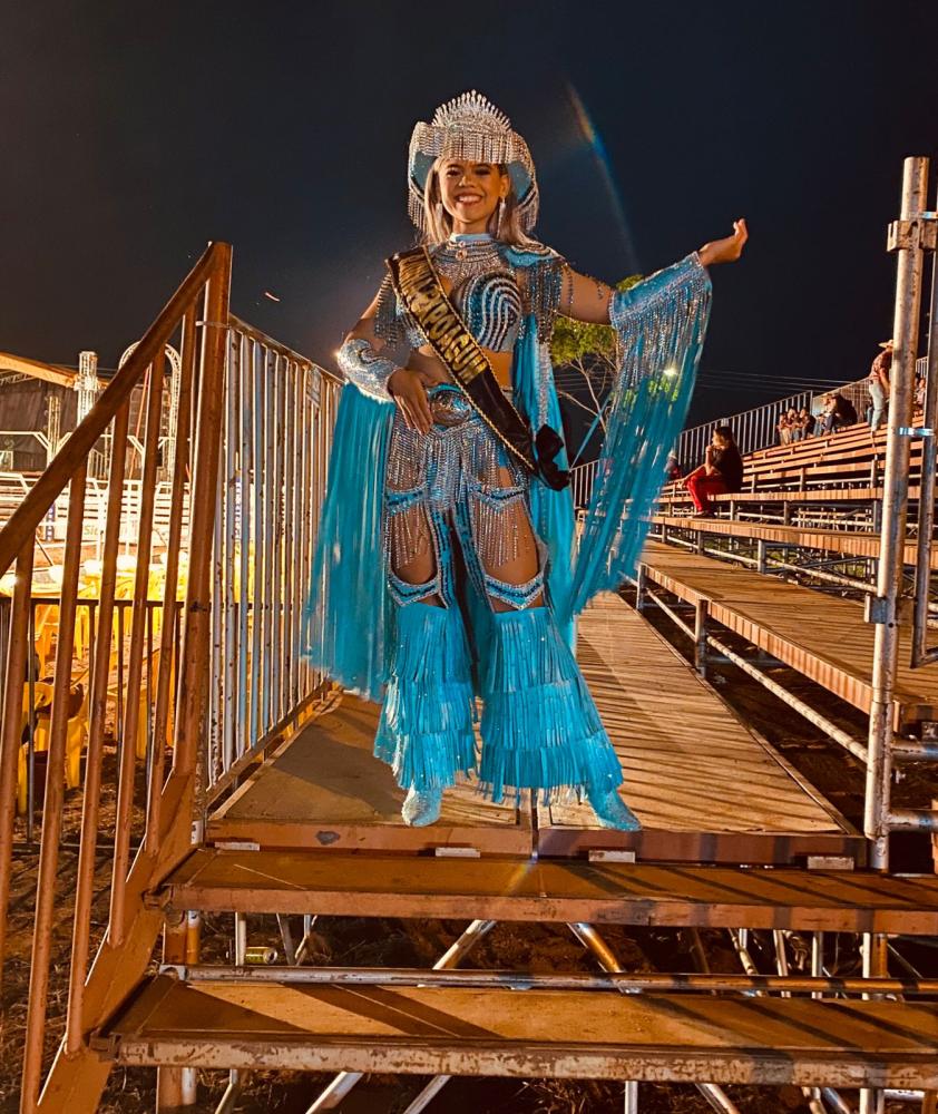 A Rainha em 2022 Vivian Cristina, passará a faixa e coroa para nova vencedora. 